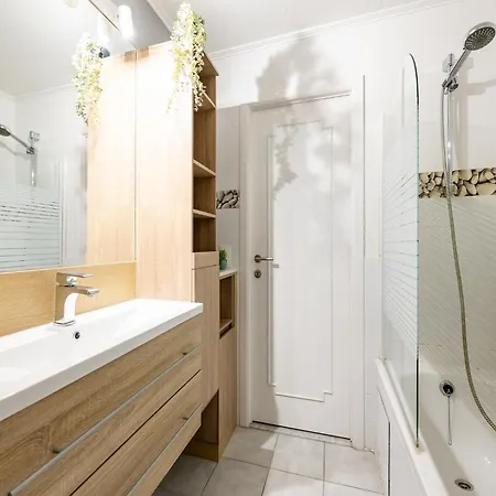 Διαμέρισμα Bruges Near Leopoldpark & Harbor